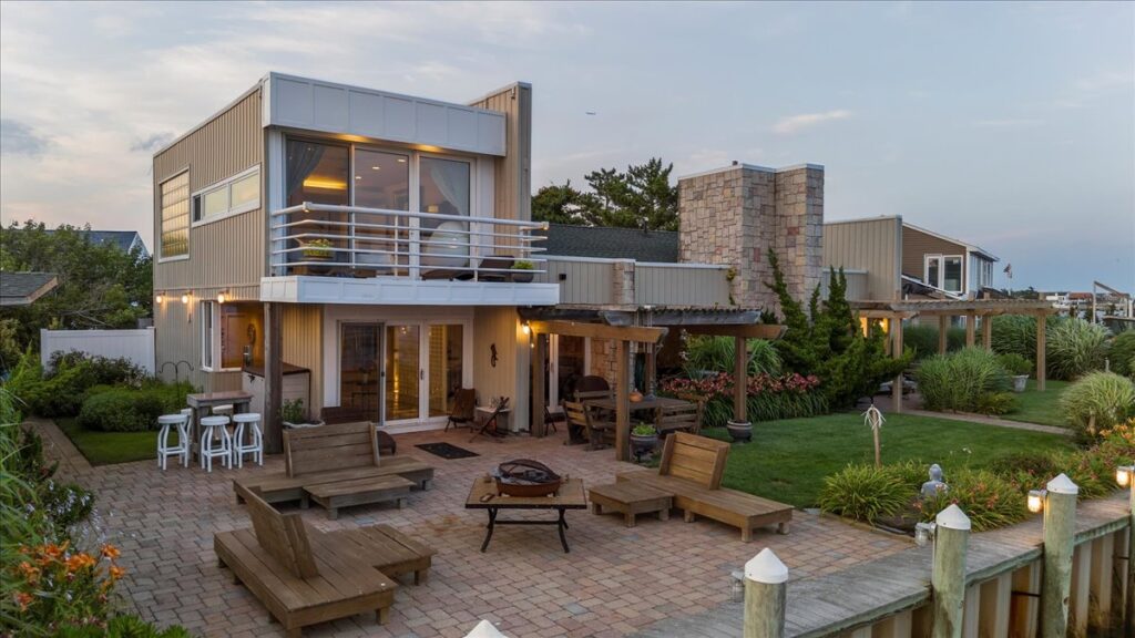 081-DJI_20250717201151_0018_D 081-DJI_20250717201151_0018_D